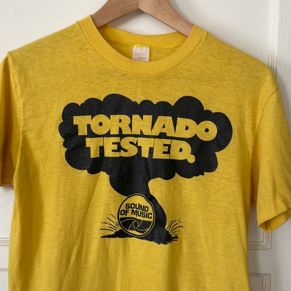Super cool vintage T-shirt.